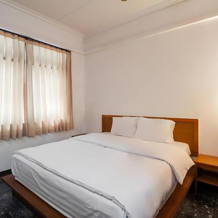 Capital O 93809 Wida Hotel Legian Extérieur photo