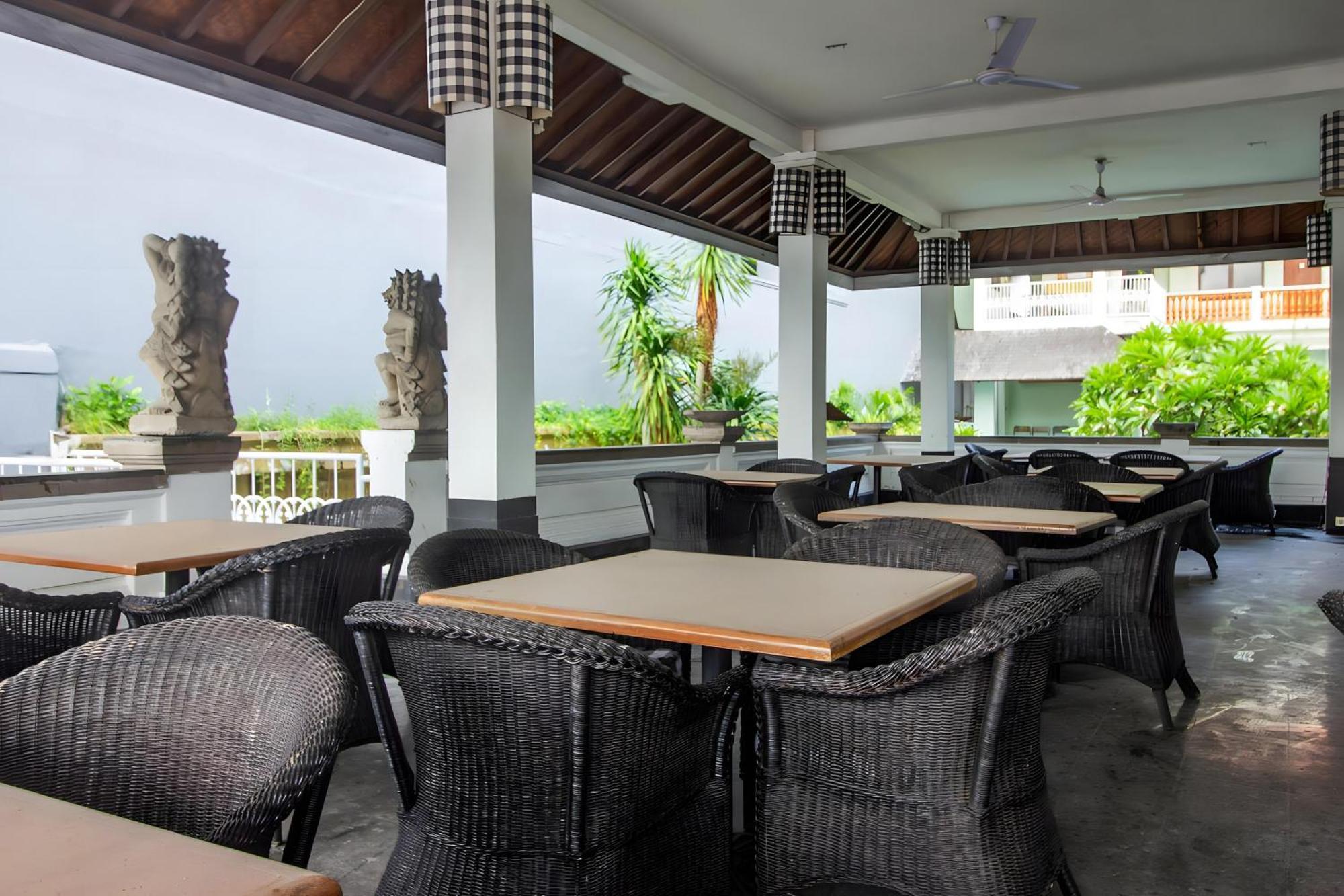 Capital O 93809 Wida Hotel Legian Extérieur photo