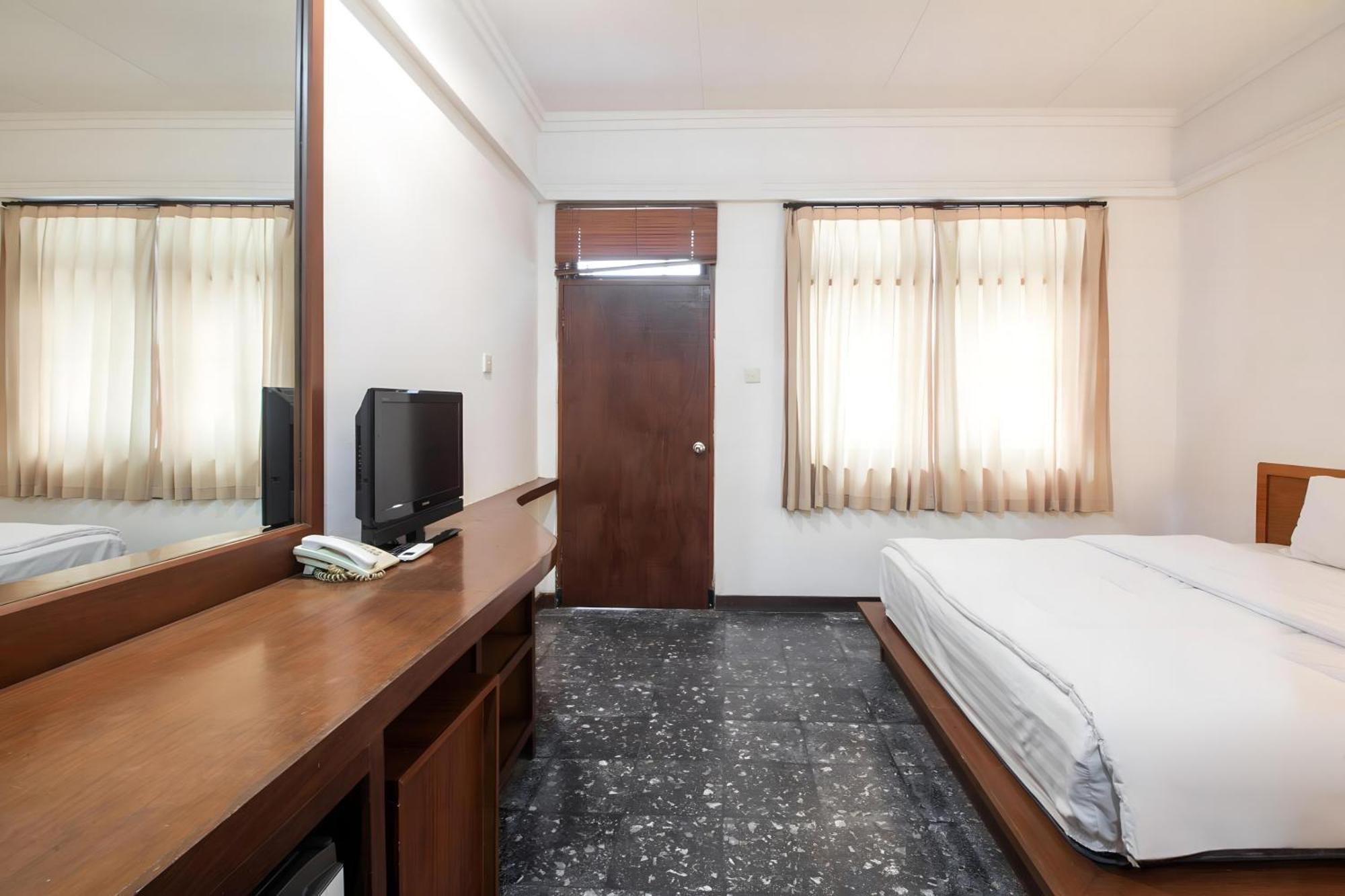 Capital O 93809 Wida Hotel Legian Extérieur photo